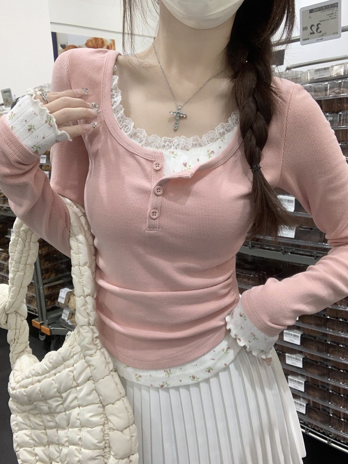 2026 Rosa Blumenmuster Zweitei – Undershirt Crew Neck Bewertung und Preis